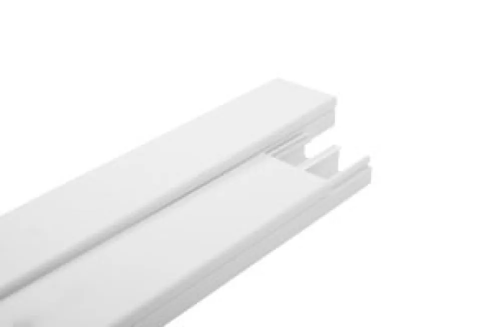 Amiga Ledningslist med lock 2m 16x40mm 2-fack