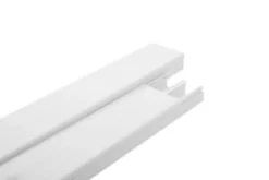 Amiga Ledningslist med lock 2m 10x30mm