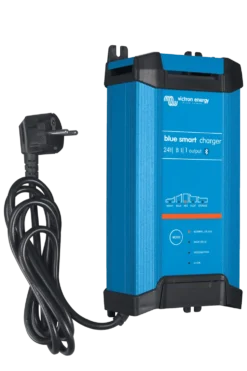 Blue Smart IP22 24/8(1) 230V