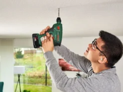 Bosch Borrhammare Uneo Maxx 18V + Adapter utan batteri & laddare