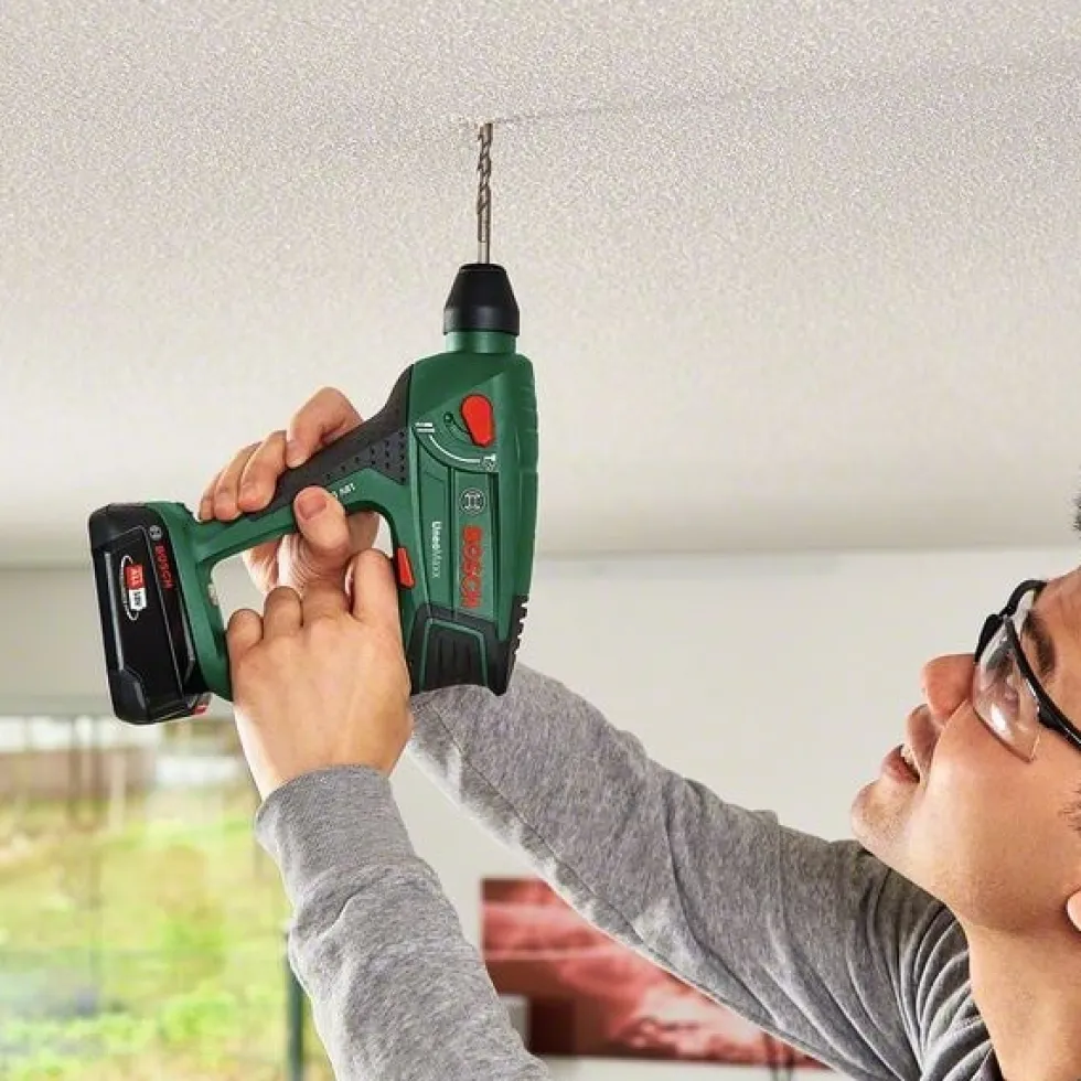 Bosch Borrhammare Uneo Maxx 18V + Adapter utan batteri & laddare