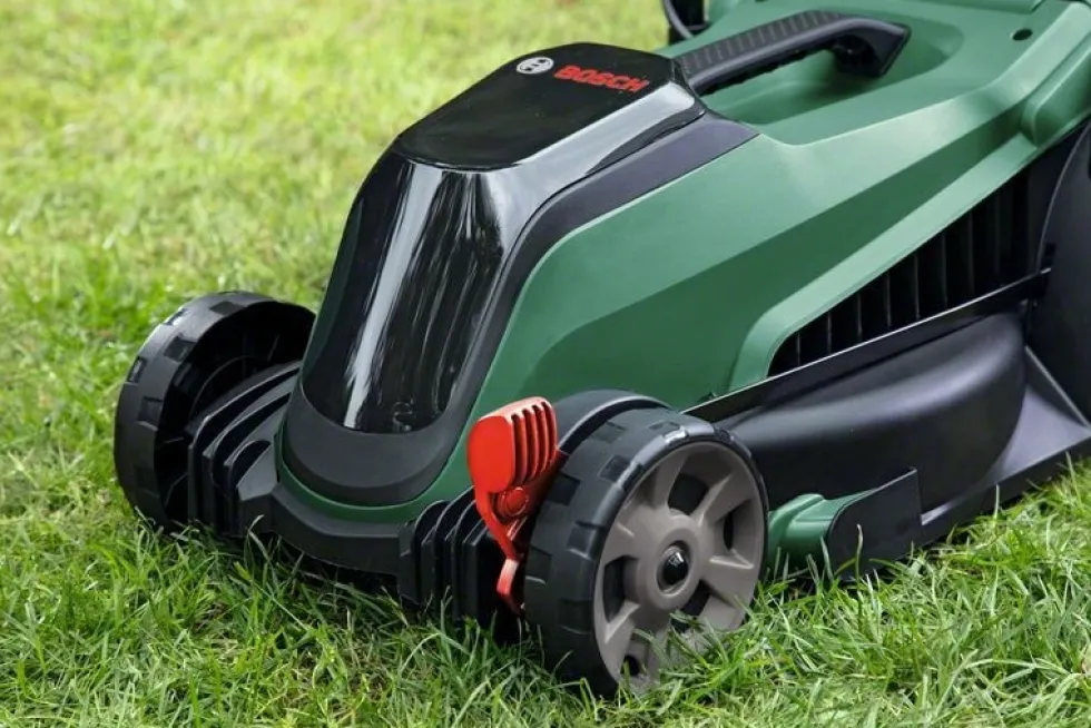 Bosch Gräsklippare Citymower 18V-32 med 1x4Ah batteri & laddare