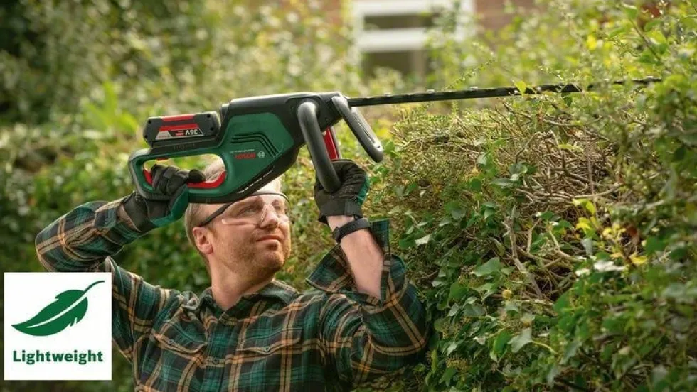 Bosch Häcksax Advancedhedgecut 36V-65-28 med 1x2Ah batteri & laddare