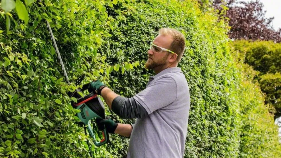 Bosch Häcksax Advancedhedgecut 70