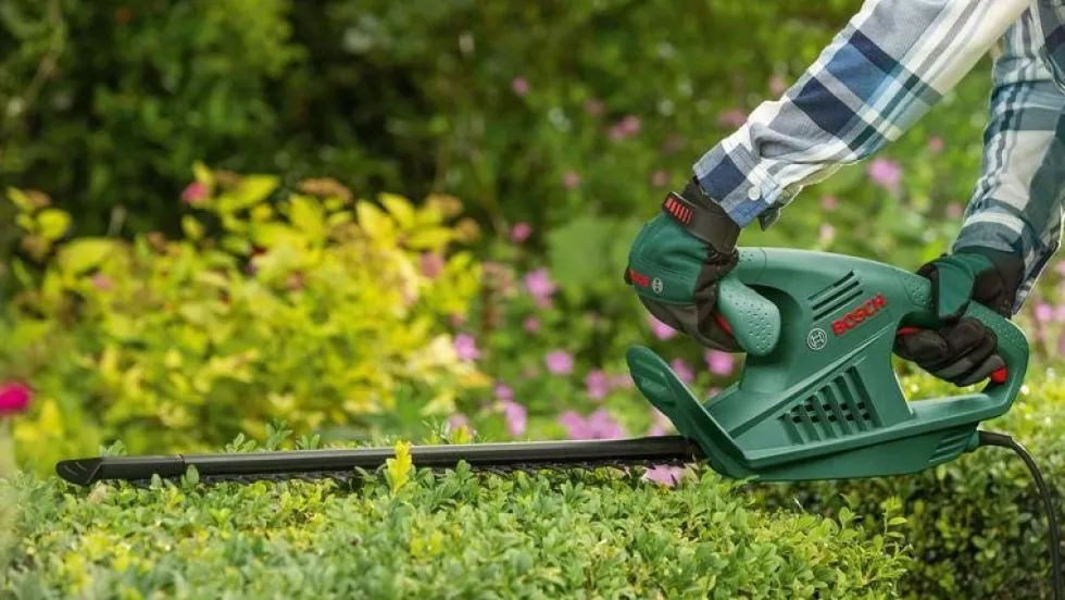 Bosch Häcksax Easyhedgecut 45