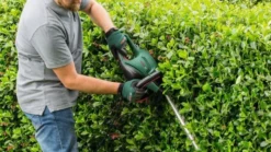 Bosch Häcksax Universalhedgecut 60