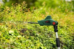 Bosch Häcksax Universal Hedge Pole 18V med 1x2Ah batteri & laddare