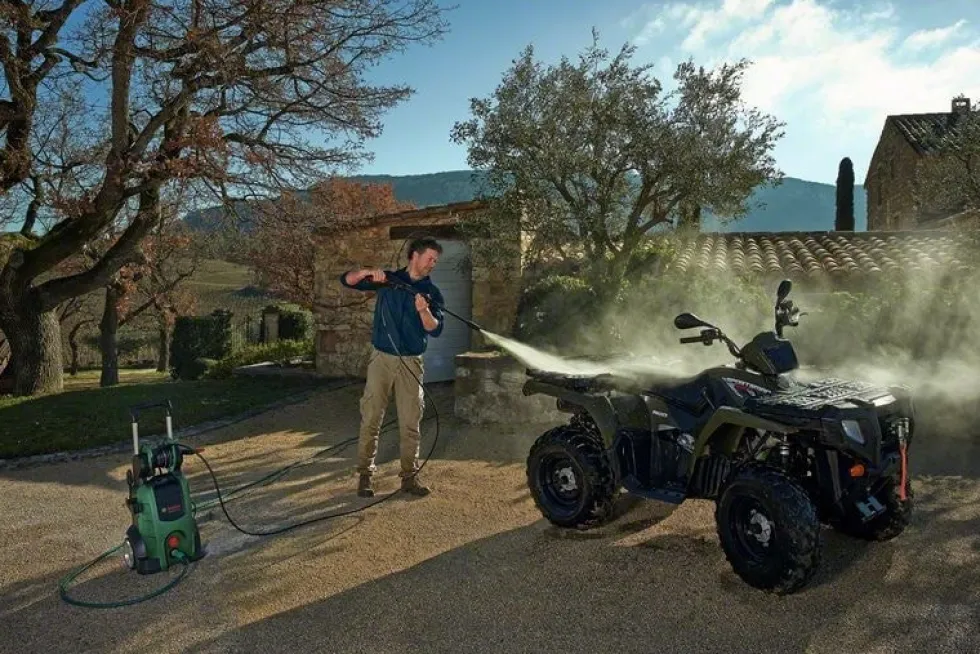 Bosch Högtryckvätt Advanced Aquatak 140