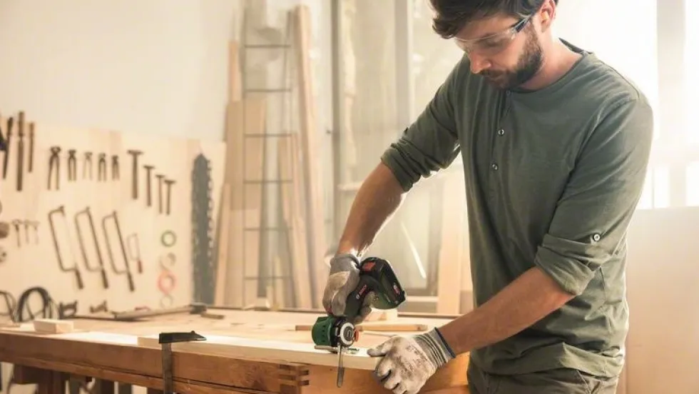 Bosch Multisåg Nanobladesåg 18V utan batteri & laddare
