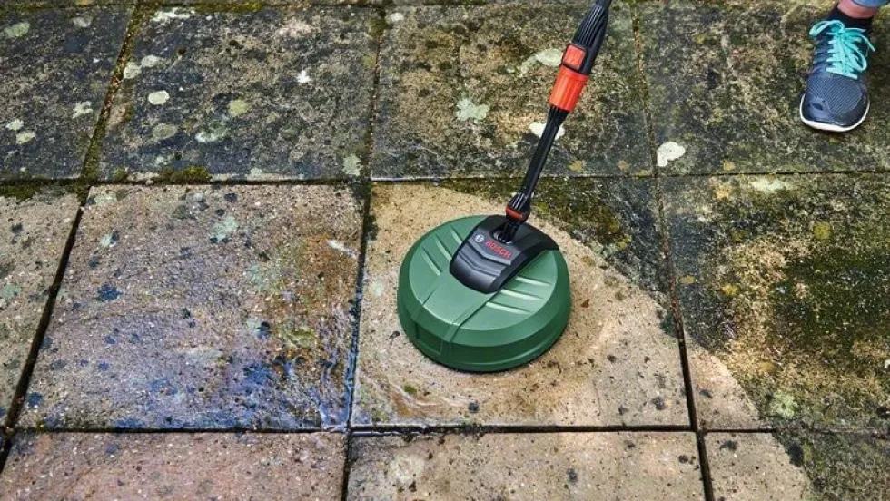 Bosch Terrassrengörare Aquasurf 250