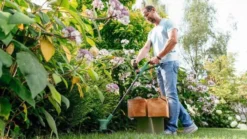 Bosch Trimmer Easygrasscut 18V-26 med 1x2,5Ah batteri & laddare