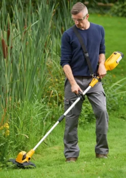 Cub Cadet LH3 ET Grästrimmer