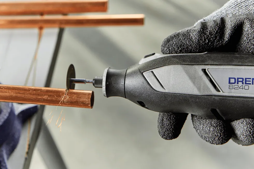 Dremel Multiverktyg 8240-3/45 12V 2,0Ah