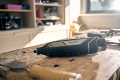 Dremel Multiverktyg 8240-3/45 12V 2,0Ah