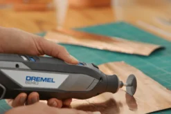 Dremel Multiverktyg 8240-3/45 12V 2,0Ah