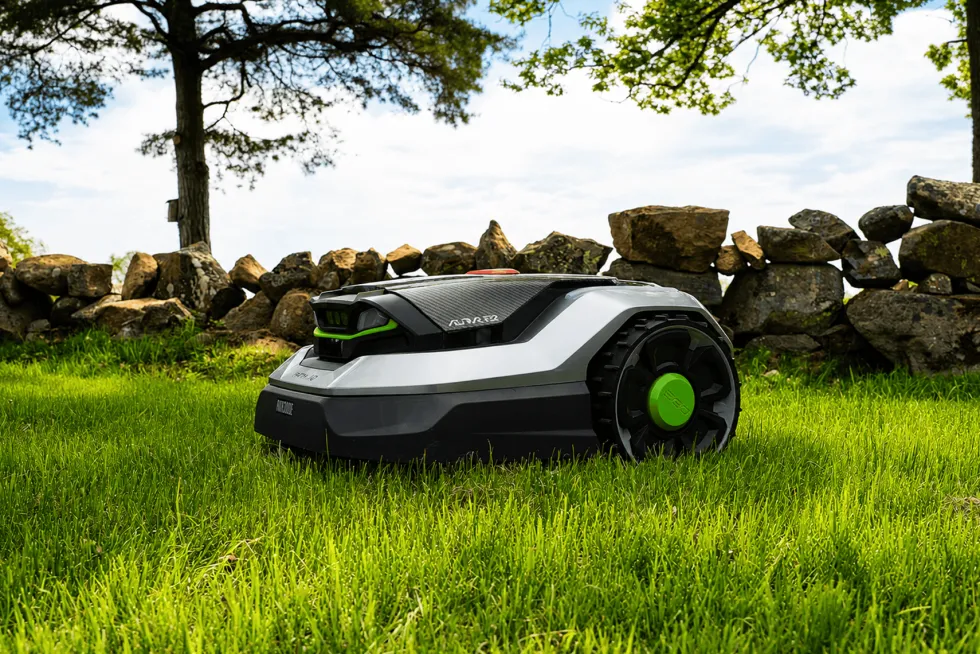 EGO RMR3000E AURA-R2 Robotgräsklippare