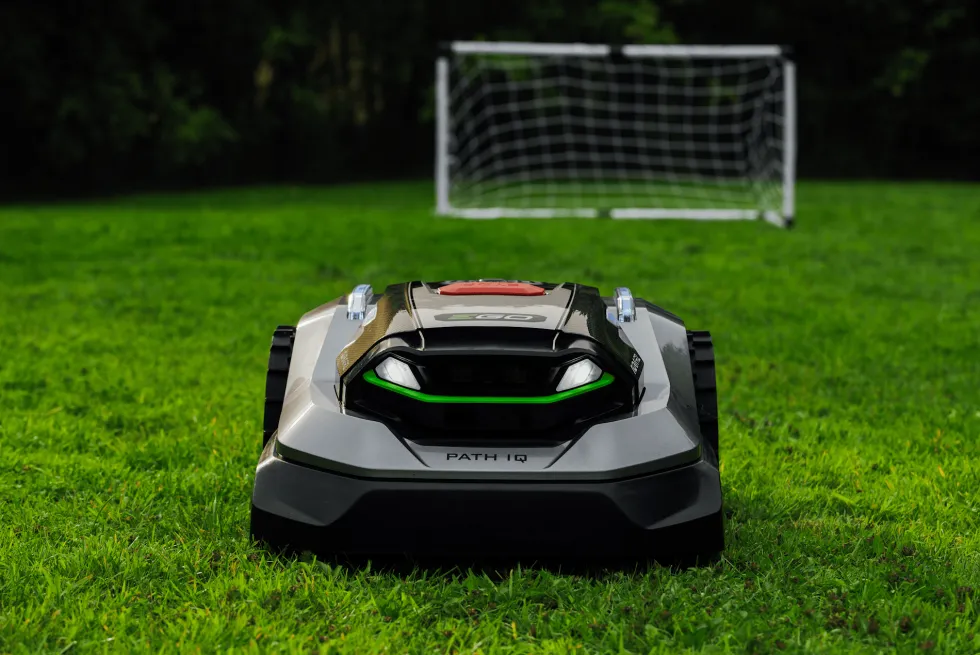 EGO RMR6000E AURA-R2 Robotgräsklippare