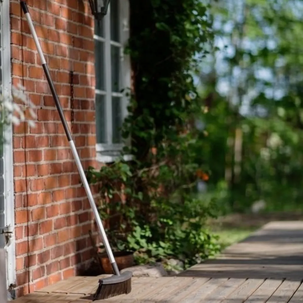 Fiskars Altanborste Light