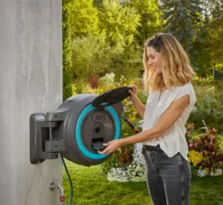 Gardena PowerRoll XXL 40m Turkos Batteridriven Väggslangbox