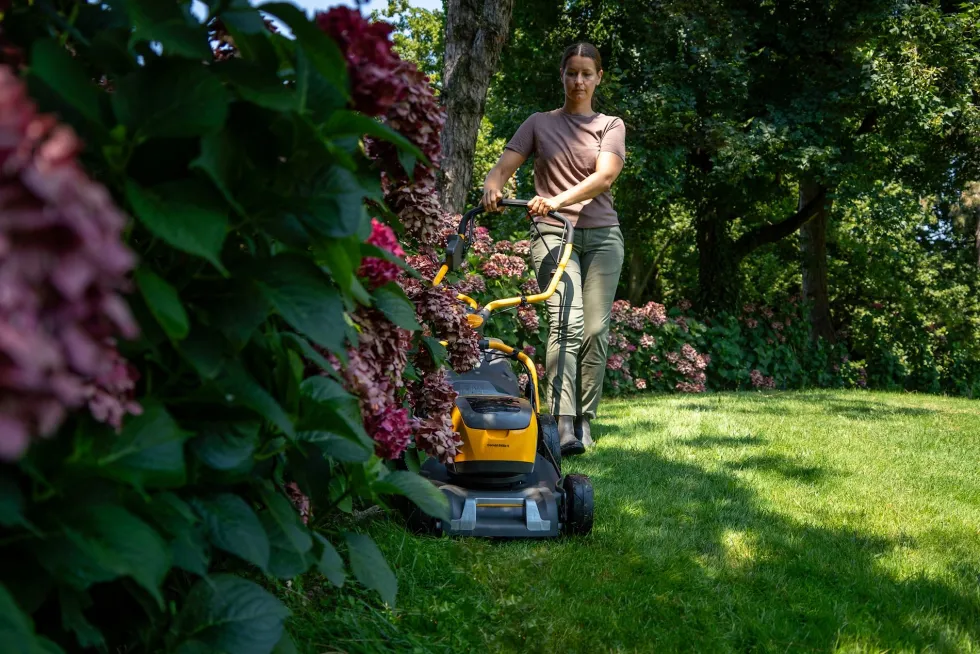 Gräsklippare Stiga Batteridriven 500-Serien Combi 548E S
