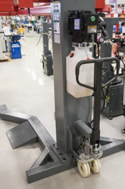 Hawk Billyft 2500 kg, enpelarlyft
