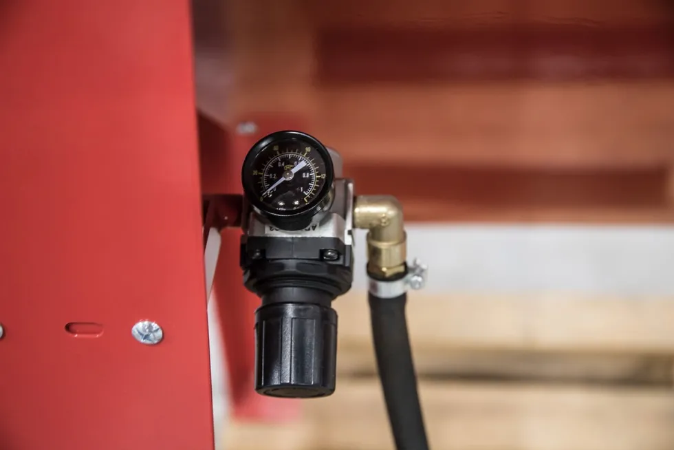 Hawk Blästerskåp SBC 420 med utsug