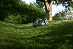 Husqvarna Automower® 320 NERA Robotgräsklippare