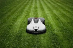 Husqvarna Automower® 430V Nera Robotgräsklippare