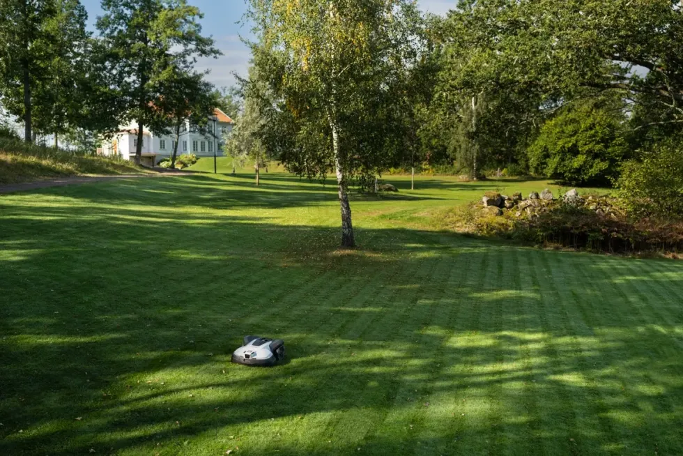 Husqvarna Automower® 450V NERA Robotgräsklippare