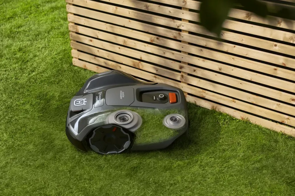 Husqvarna Automower® 410XE NERA Robotgräsklippare med slinglös teknik