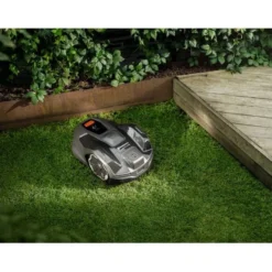 Husqvarna Automower® 405XE NERA Robotgräsklippare med slinglös teknik
