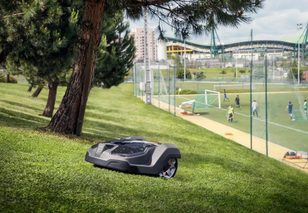 Husqvarna Automower® 450X Robotgräsklippare X-Line Startpaket