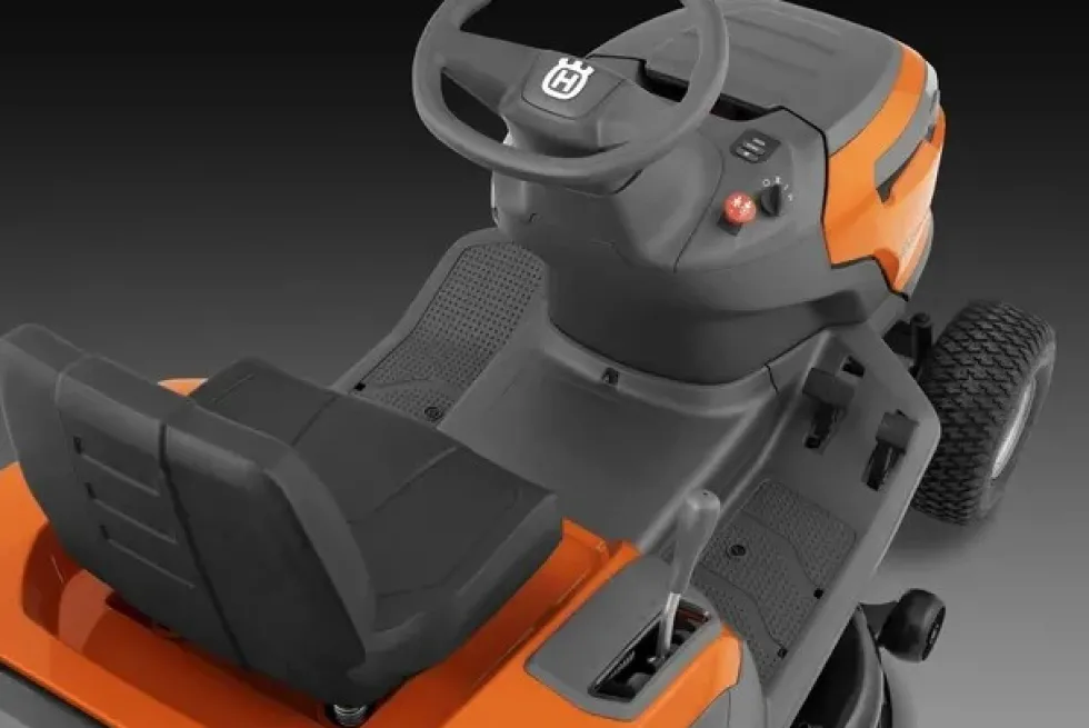 Husqvarna Batteridriven Trädgårdstraktor TC 100i