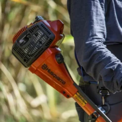 Husqvarna 545FR Röjsåg inkl sele och tre skärutrustningar