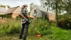 Husqvarna 215iL Tri-Cut Batteritrimmer