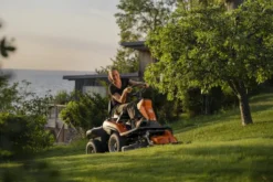Husqvarna Åkgräsklippare Rider R 200iX AWD