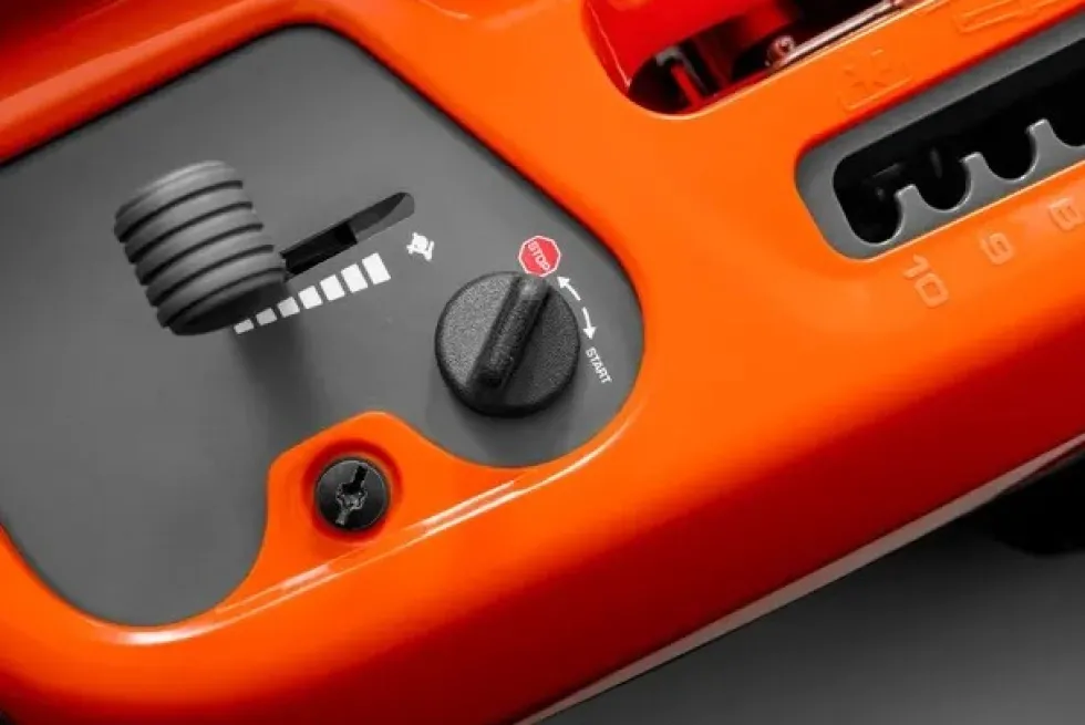 Husqvarna Åkgräsklippare Rider AWD R 216T