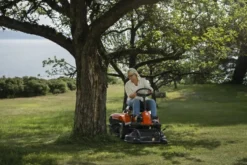 Husqvarna Åkgräsklippare Rider R 112iC