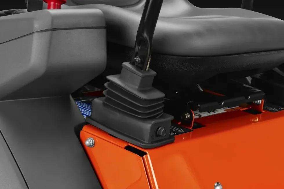 Husqvarna Åkgräsklippare Zero Turn Z242F