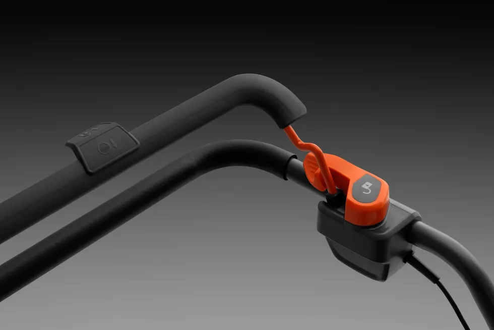 Husqvarna LC137i Batterigräsklippare