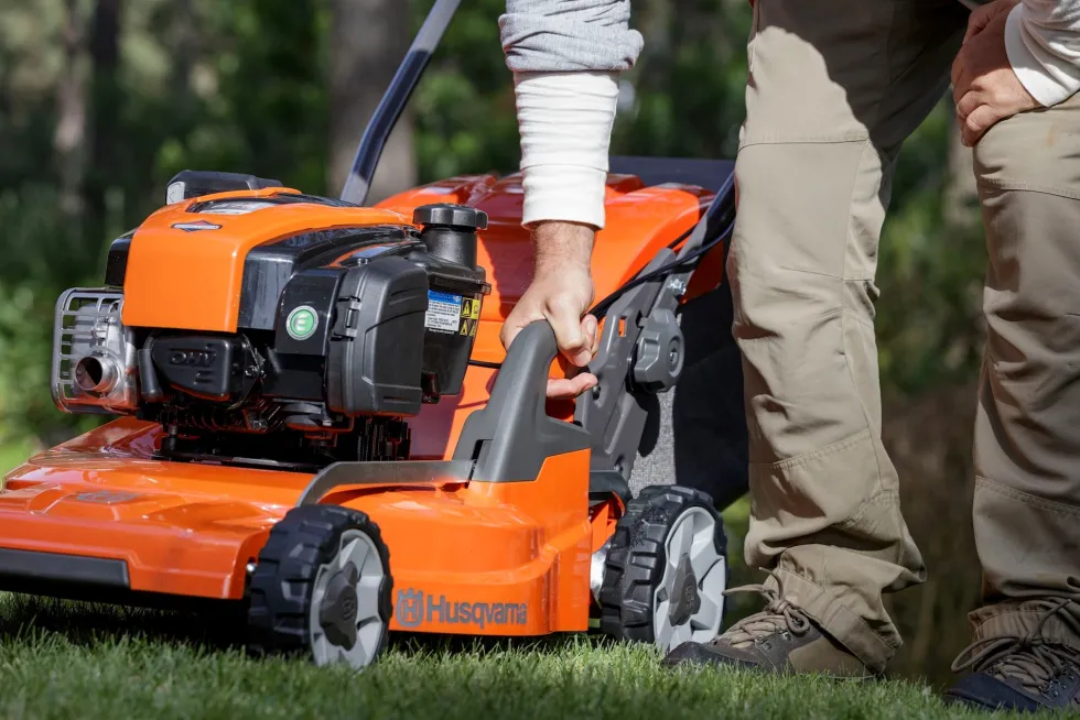 Husqvarna LC353VE Gräsklippare