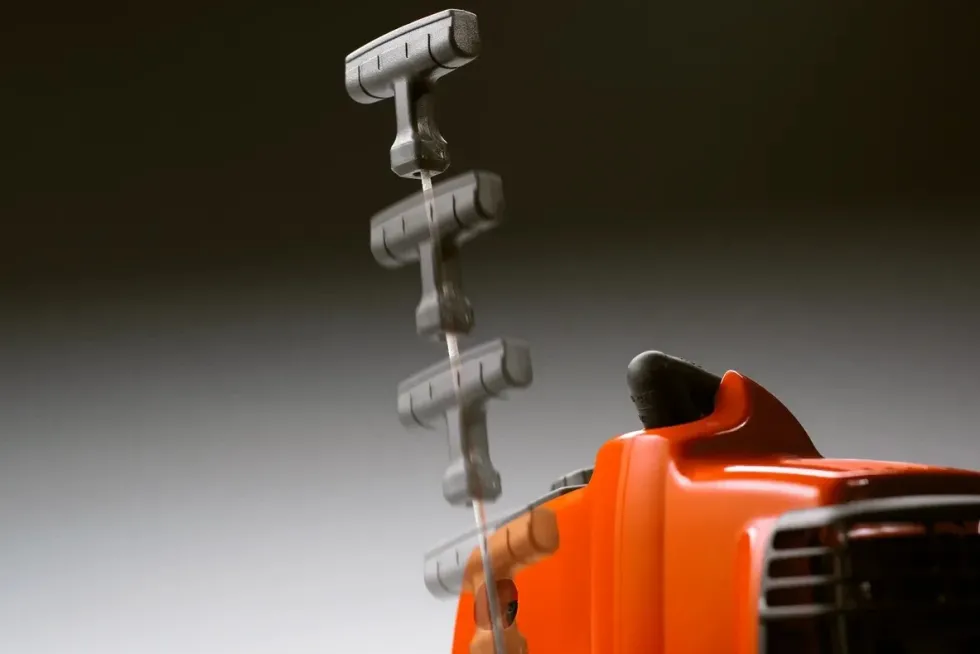 Husqvarna 122R Trimmer