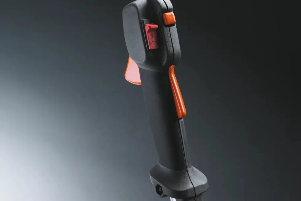 Husqvarna 122R Trimmer