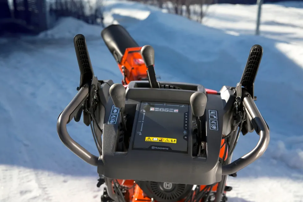 Husqvarna ST 327 Snöslunga