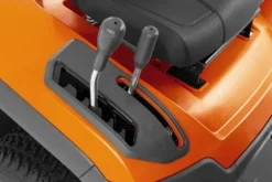 Husqvarna Trädgårdstraktor TC 112 med uppsamlare