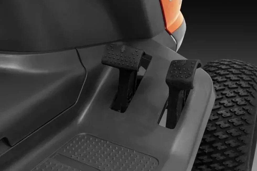 Husqvarna Trädgårdstraktor TC 114 med uppsamlare