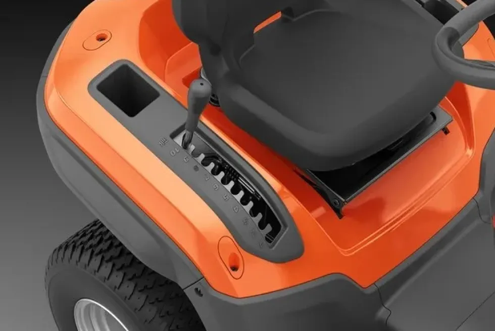 Husqvarna Trädgårdstraktor TS 220T