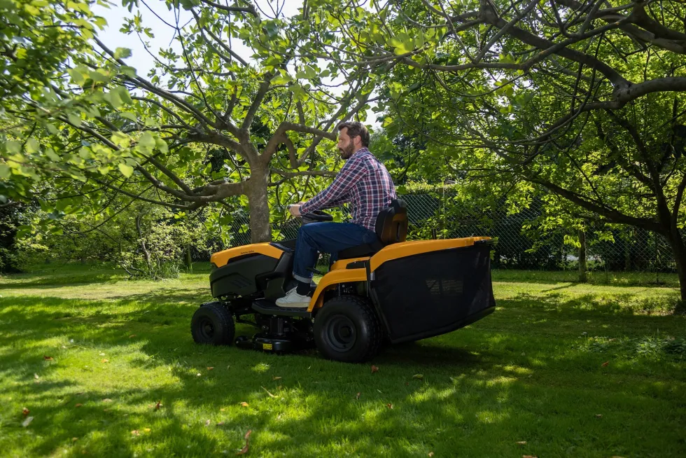 Åkgräsklippare Stiga Estate 384E Batteridriven