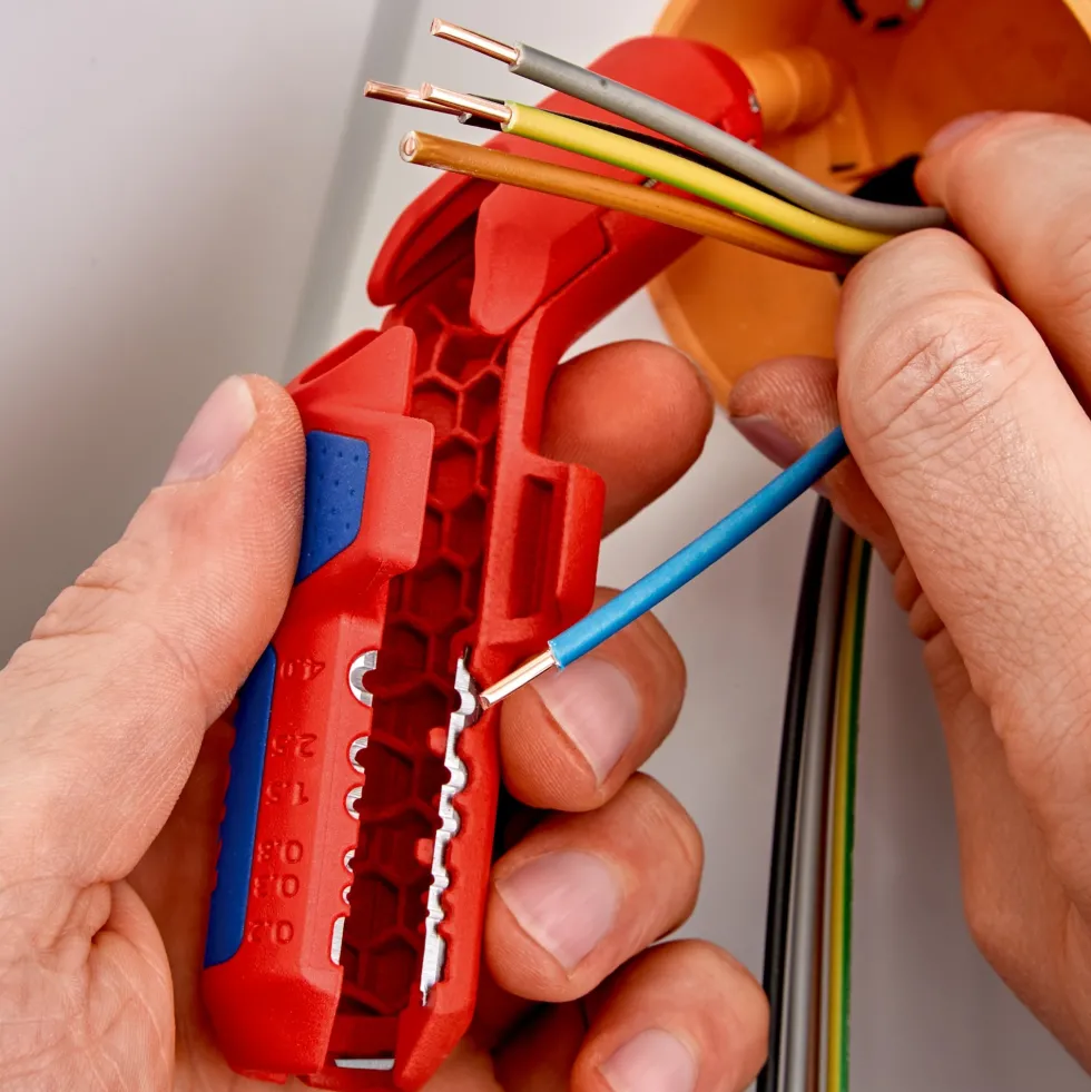 Knipex Avmantlingsverktyg 169501SB ErgoStrip 8-13mm