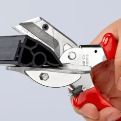 Knipex Geringsax i specialverktygsstål, för plast- & gummiprofiler